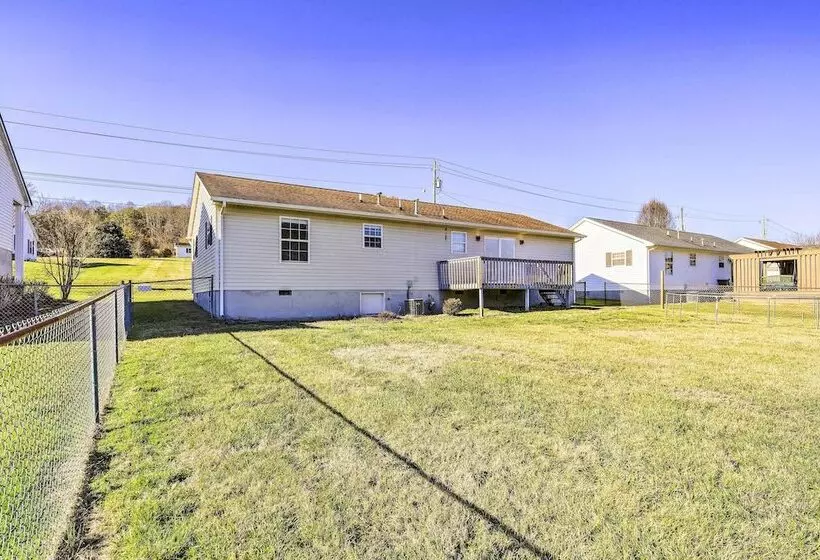 Bristol Home 3 Mi To State Street!