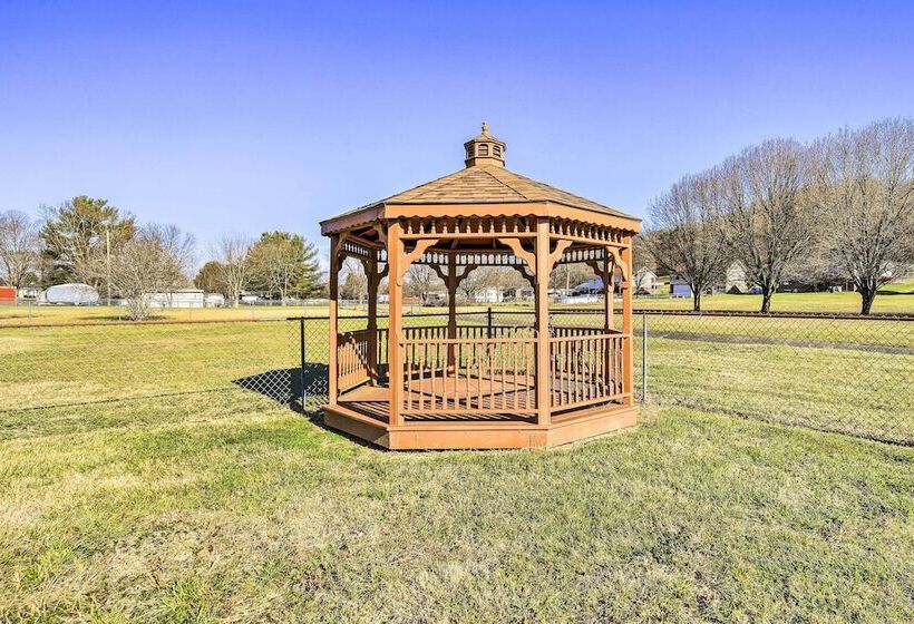 Bristol Home 3 Mi To State Street!