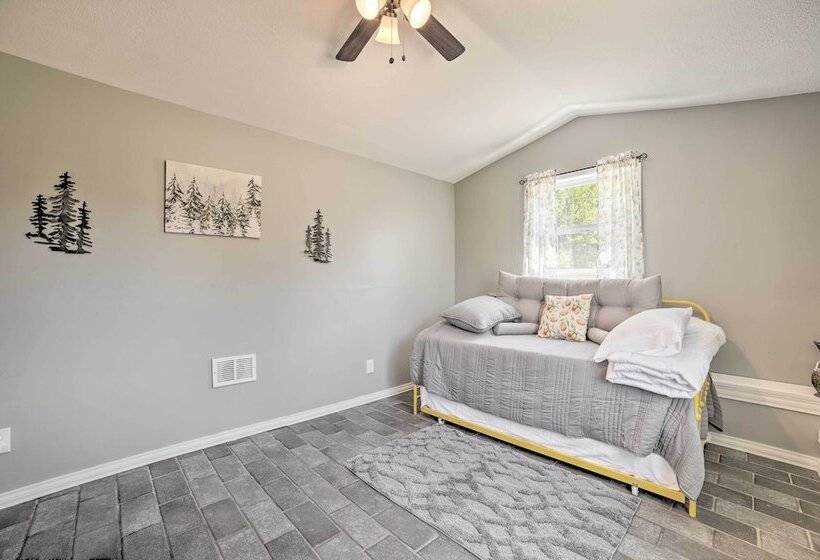 Pet Friendly Frederic Home: All Season Adventure!