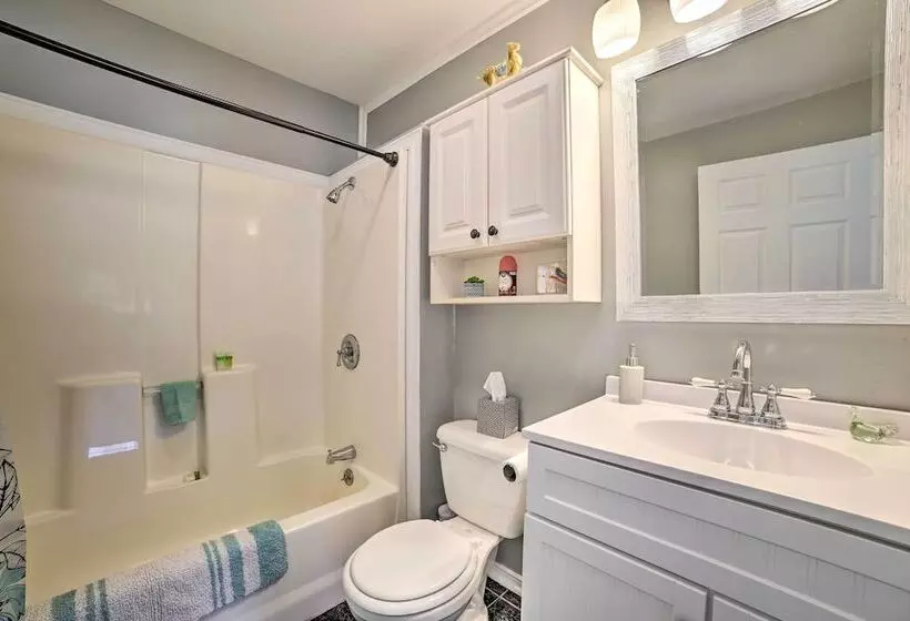 Pet Friendly Frederic Home: All Season Adventure!