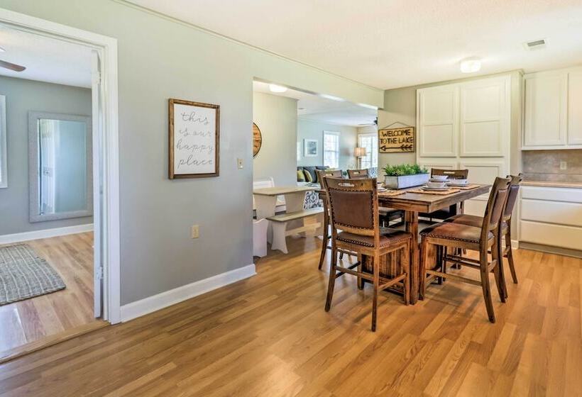 Charming Home W/ Porch: Walk To Greers Ferry Lake!