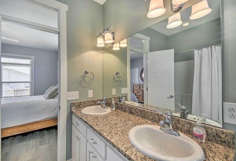 Coastal Retreat W/ Double Deck & Ocean Views!