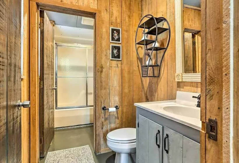 Cozy Hatteras Island Abode ~ 1 Mi To Frisco Beach!