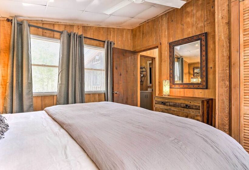 Cozy Hatteras Island Abode ~ 1 Mi To Frisco Beach!