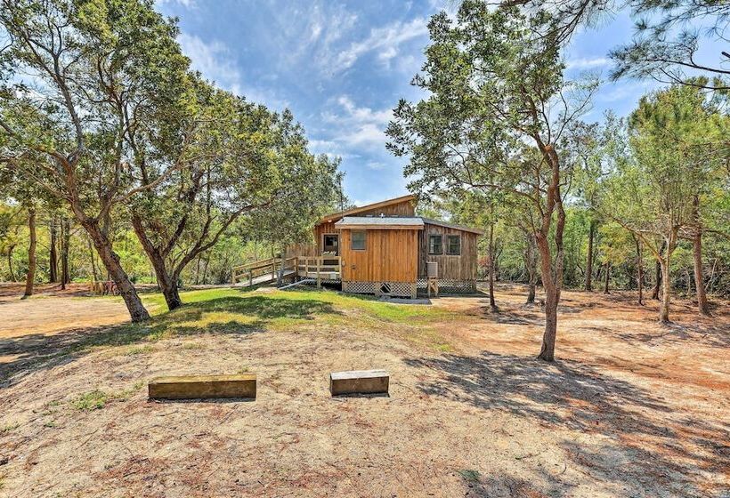 Cozy Hatteras Island Abode ~ 1 Mi To Frisco Beach!