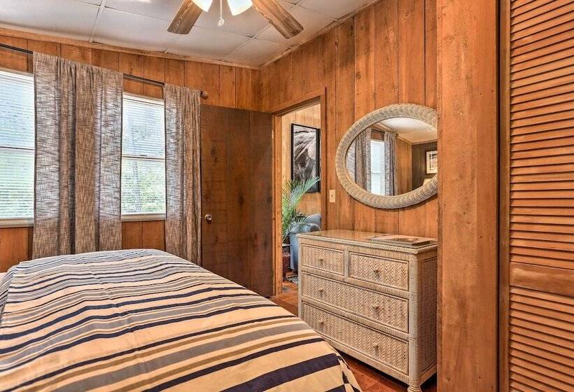 Cozy Hatteras Island Abode ~ 1 Mi To Frisco Beach!