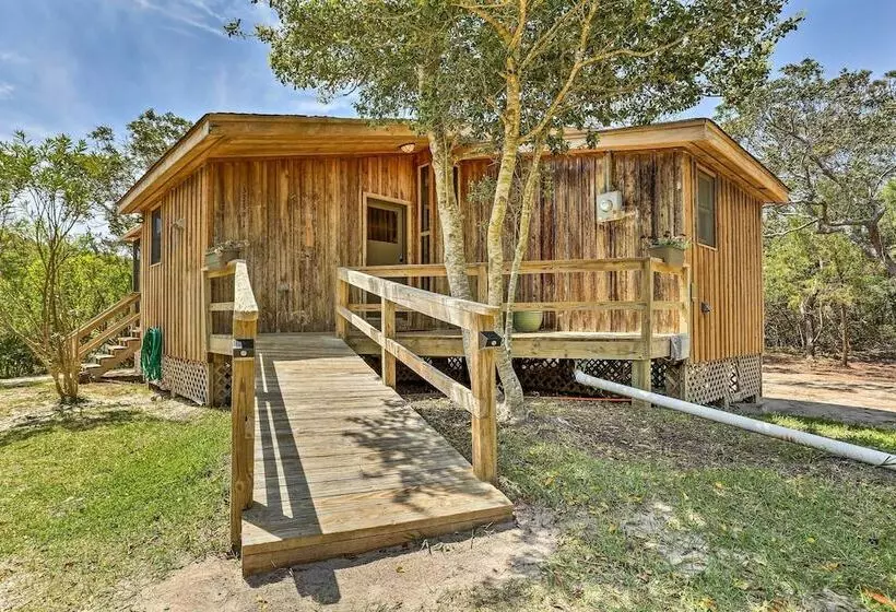 Cozy Hatteras Island Abode ~ 1 Mi To Frisco Beach!