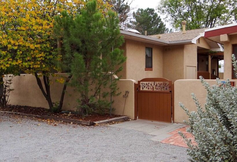 Cozy Las Cruces Home 2 Mi To New Mexico State!