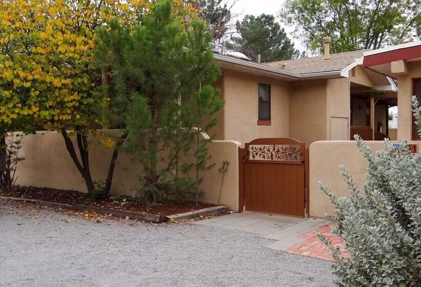 Cozy Las Cruces Home 2 Mi To New Mexico State!