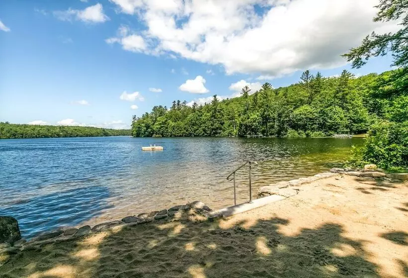 Cozy Tuftonboro Home W/ Deck   Walk To Beaches!