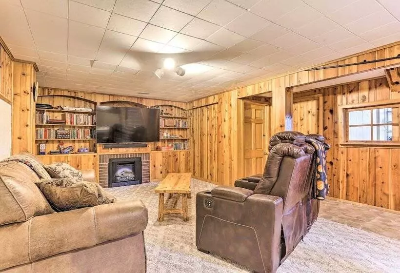 Dog Friendly Sd Retreat ~ 4 Mi To Deadwood!
