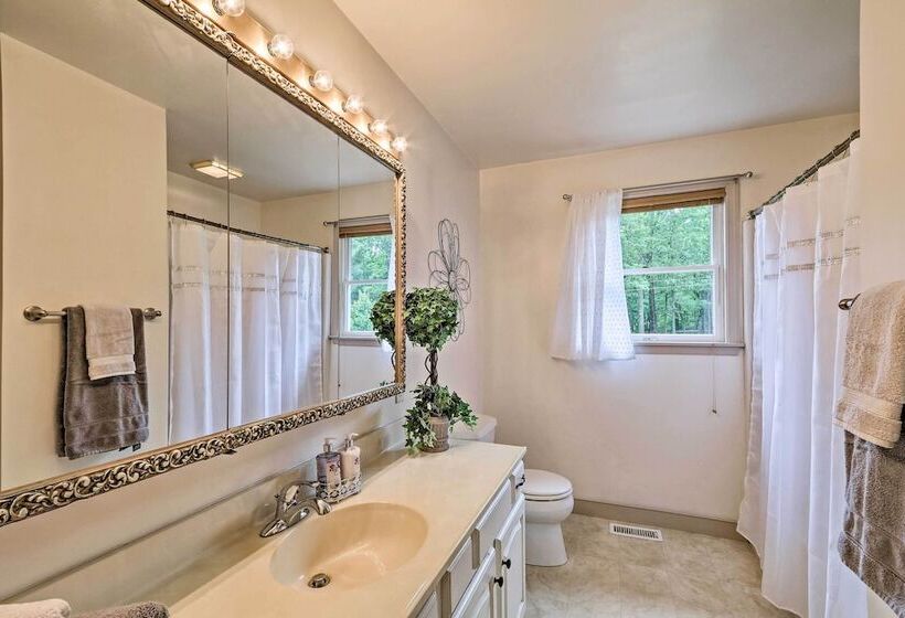 Family Home W/ Wifi, 14 Mi To Dutch Wonderland!