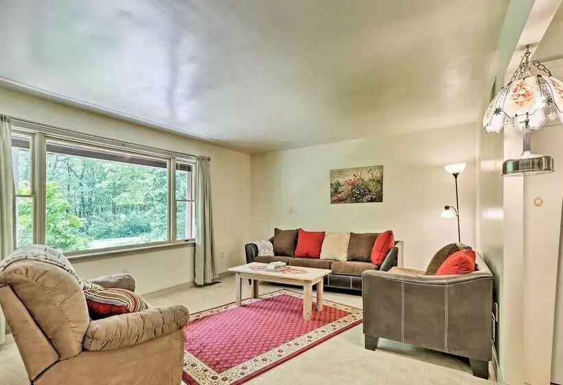 Family Home W/ Wifi, 14 Mi To Dutch Wonderland!