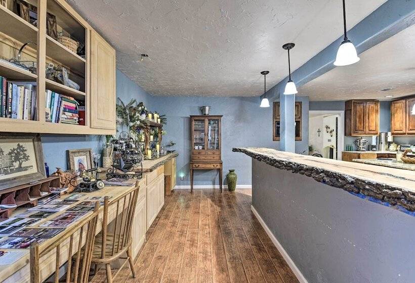 Banquet Hall & Pool: Expansive Forestburg Ranch!