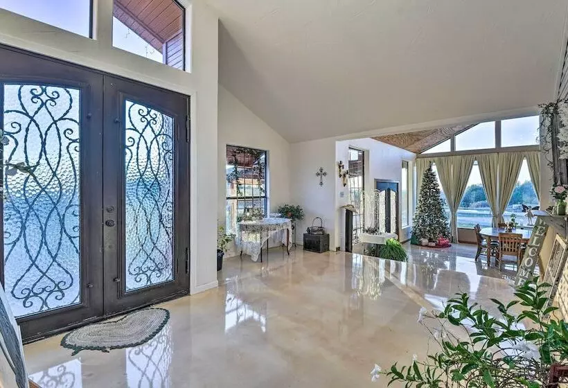 Banquet Hall & Pool: Expansive Forestburg Ranch!