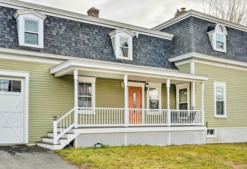 Downtown Lancaster French Victorian Gem!