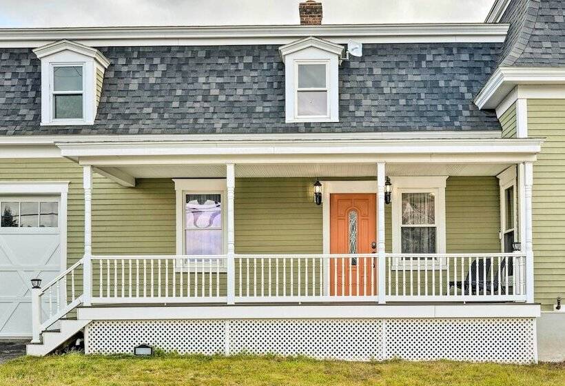 Downtown Lancaster French Victorian Gem!