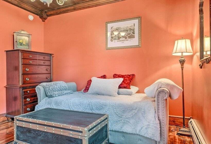 Downtown Lancaster French Victorian Gem!