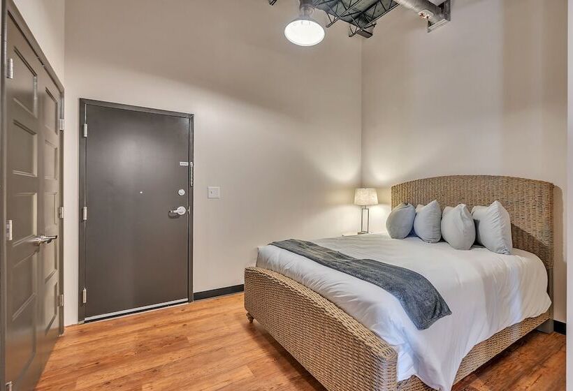 בית מלון כפרי The Brewer S Lofts Above Grand Strand Brewing