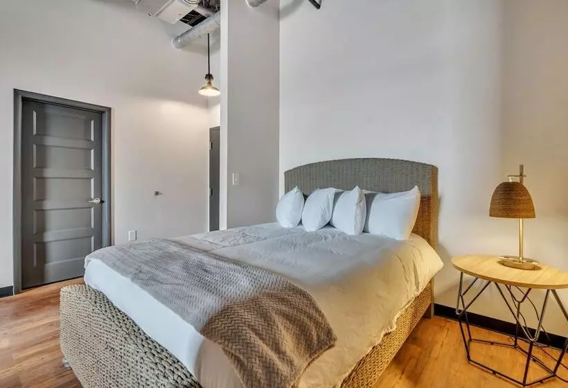 هتل The Brewer S Lofts Above Grand Strand Brewing