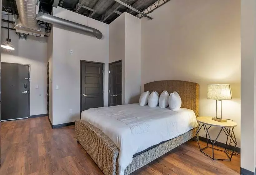 هتل The Brewer S Lofts Above Grand Strand Brewing