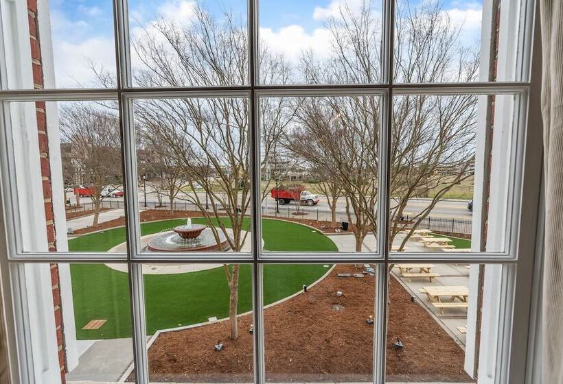 בית מלון כפרי The Brewer S Lofts Above Grand Strand Brewing