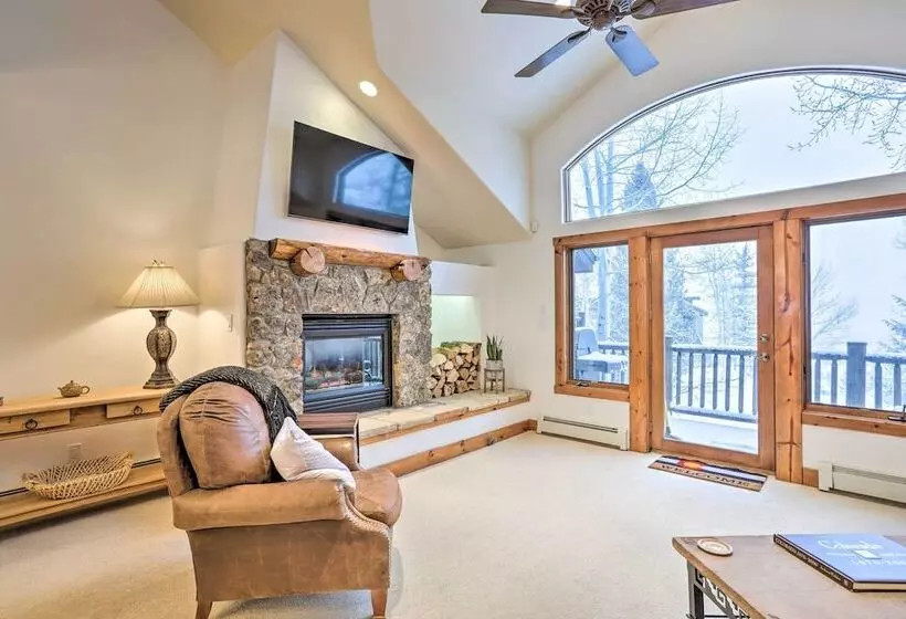 House W/ Hot Tub & Ac   Shuttle To Skiing!