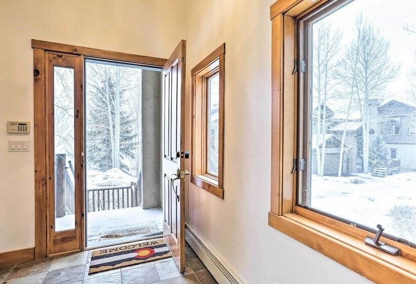 House W/ Hot Tub & Ac   Shuttle To Skiing!