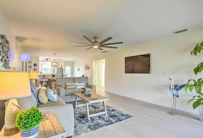 Ocean Access Jensen Beach Home: Dock & Lanai!