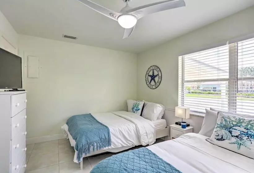 Ocean Access Jensen Beach Home: Dock & Lanai!