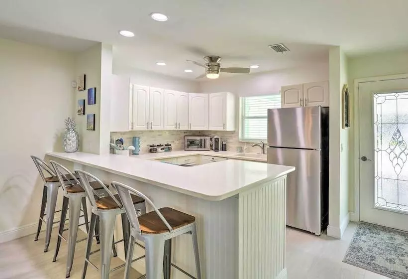 Ocean Access Jensen Beach Home: Dock & Lanai!