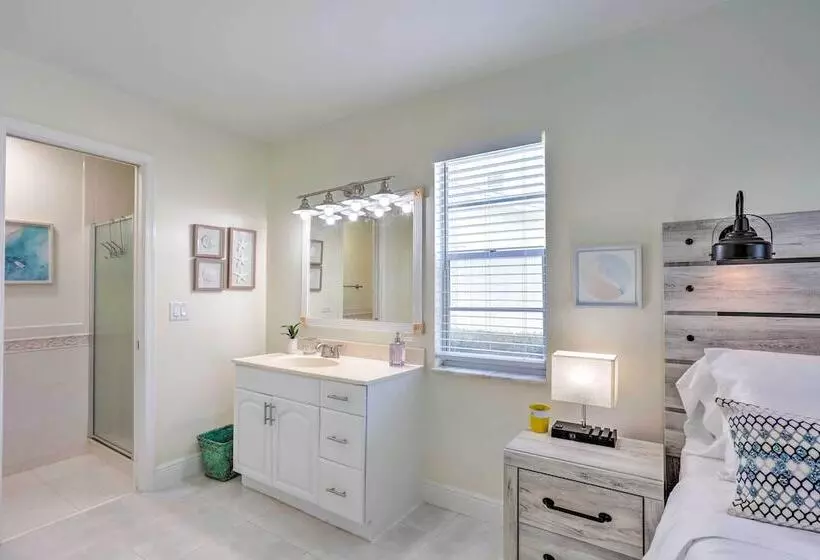 Ocean Access Jensen Beach Home: Dock & Lanai!