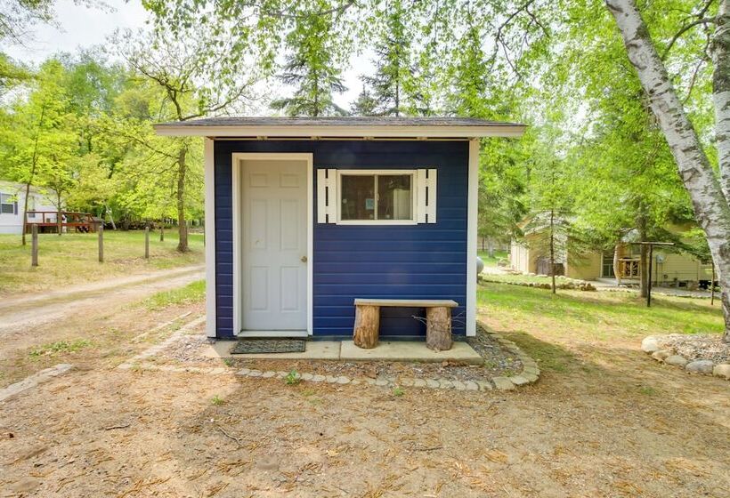 Lakefront Cabin W/ Deck, Games, & Views!