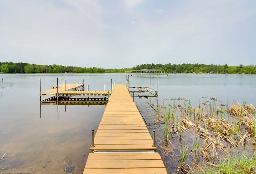Lakefront Cabin W/ Deck, Games, & Views!