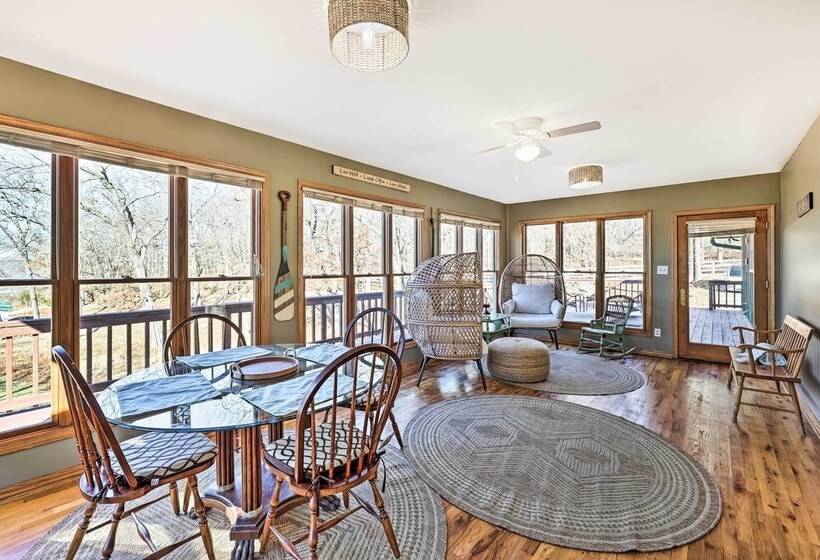 Shared Hot Tub, Pool & Dock: Lakefront Grove House