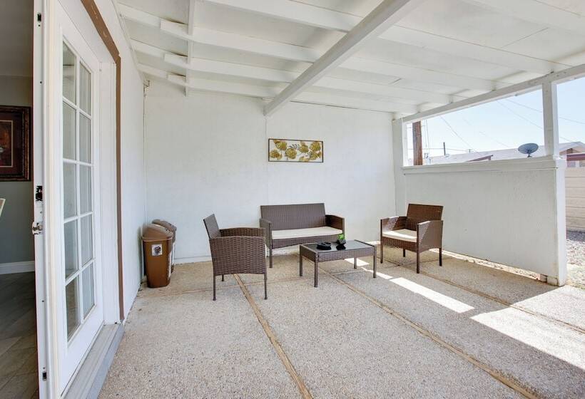 Las Vegas Retreat W/ Yard < 5 Mi To Strip!