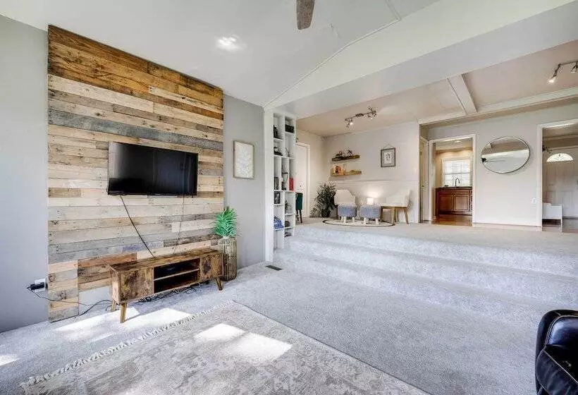 Little Rock Home < 2 Mi To Pinnacle Mountain!