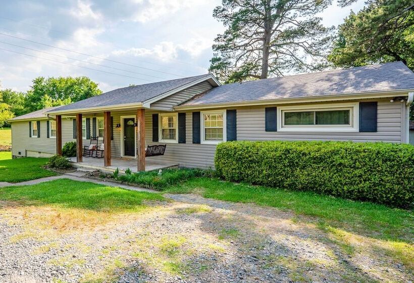 Little Rock Home < 2 Mi To Pinnacle Mountain!