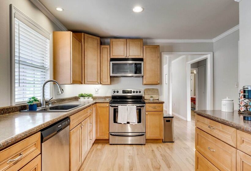 Little Rock Home < 2 Mi To Pinnacle Mountain!