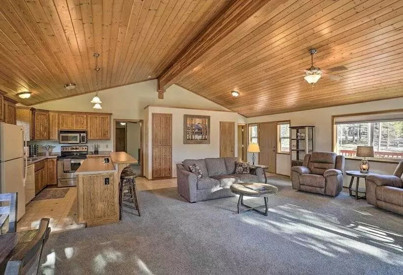 Mccloud Cabin W/ 3.5 Miles Of Private Hiking!