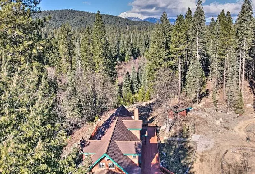Mccloud Cabin W/ 3.5 Miles Of Private Hiking!