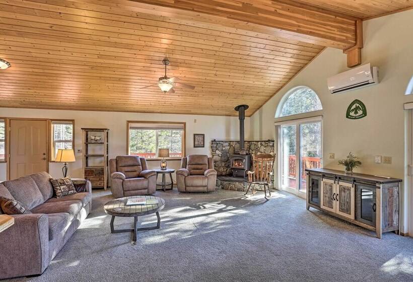 Mccloud Cabin W/ 3.5 Miles Of Private Hiking!