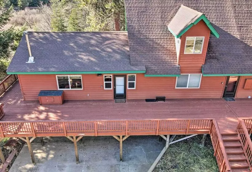 Mccloud Cabin W/ 3.5 Miles Of Private Hiking!