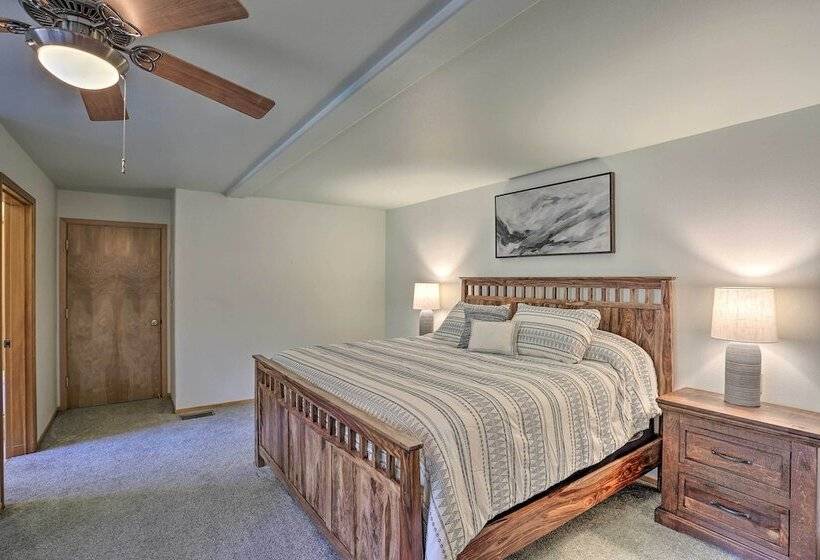 Mccloud Cabin W/ 3.5 Miles Of Private Hiking!