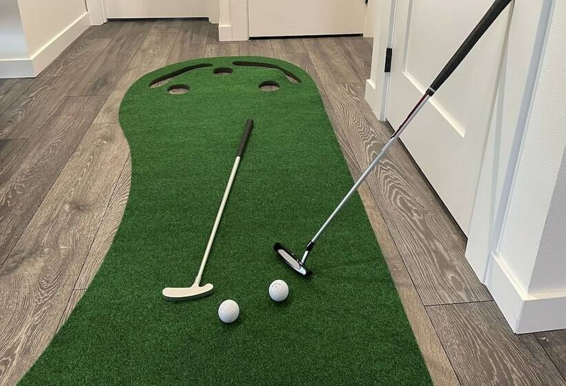 Modern Hideaway: Fire Pit, 5 Mi To Mt Rainier