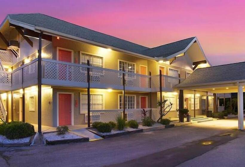 מוטל Rockledge Rooms And Rentals