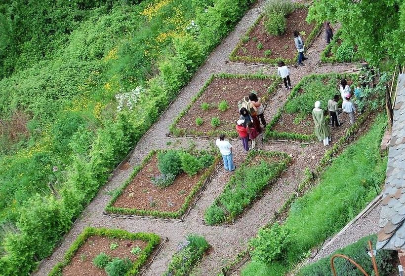 بنسيون Chateau La Servayrie