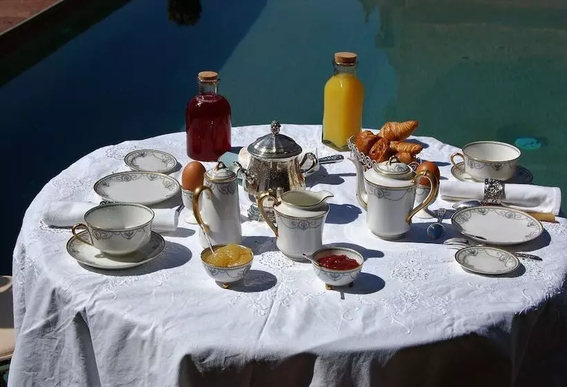 ペンション Chateau La Servayrie