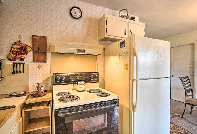 Pets Welcome: Cozy Home W/ Pool In Margate!