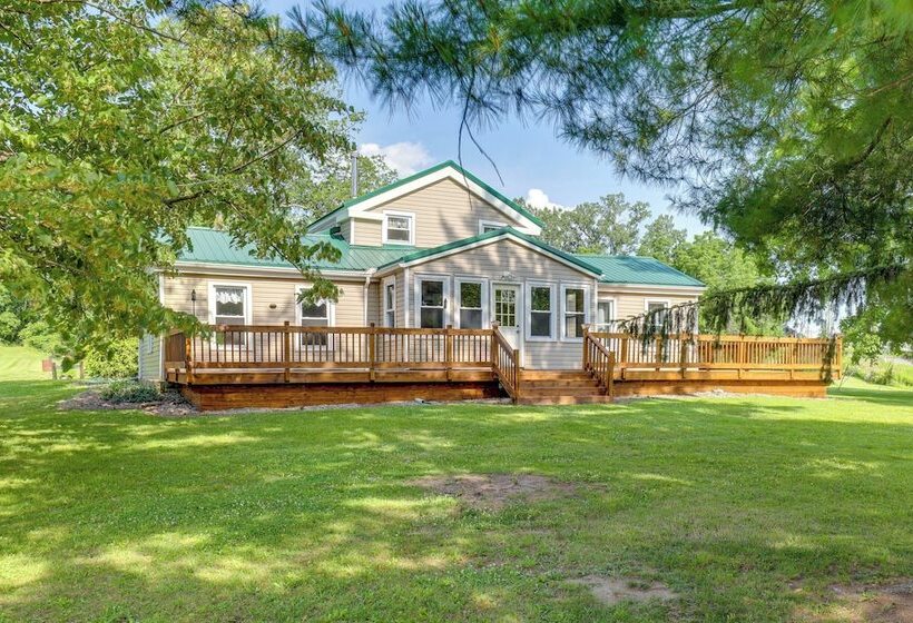 Pet Friendly Seneca Lake Home W/ Private Deck